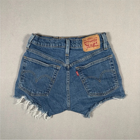 Levi's 501 Denim Shorts Women's 24 Blue Mid-Rise Hem Button-Fly Distressed - Picture 13 of 14